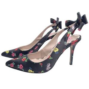 Betsey Johnson Remy Black Floral Satin Slingback Heels Sz 7 Point Toe Bow Pumps